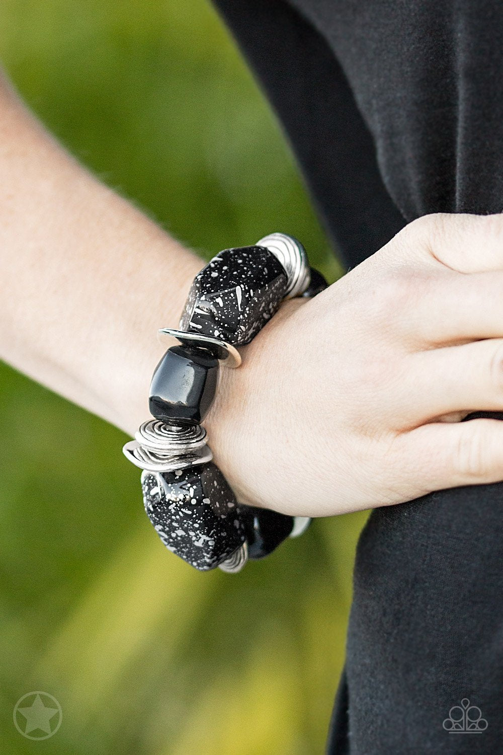 Glaze of Glory Bracelet-Black