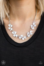 Load image into Gallery viewer, Hollywood Hills Necklace Set
