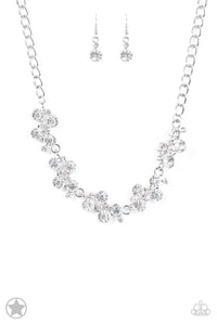 Hollywood Hills Necklace Set